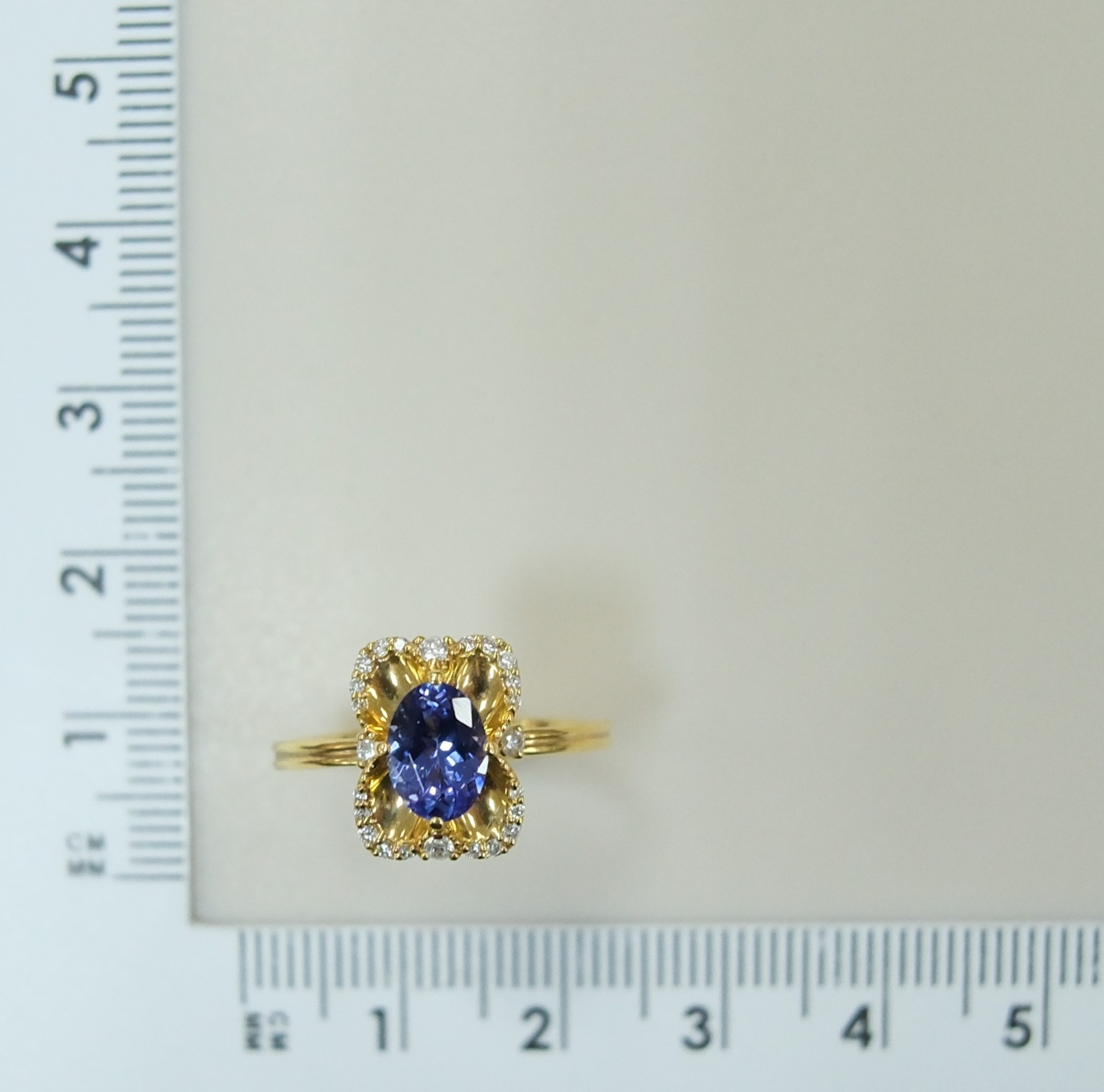 10312-000717 Кольцо (Au 750)